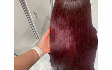 赤強めのワインレッド☆